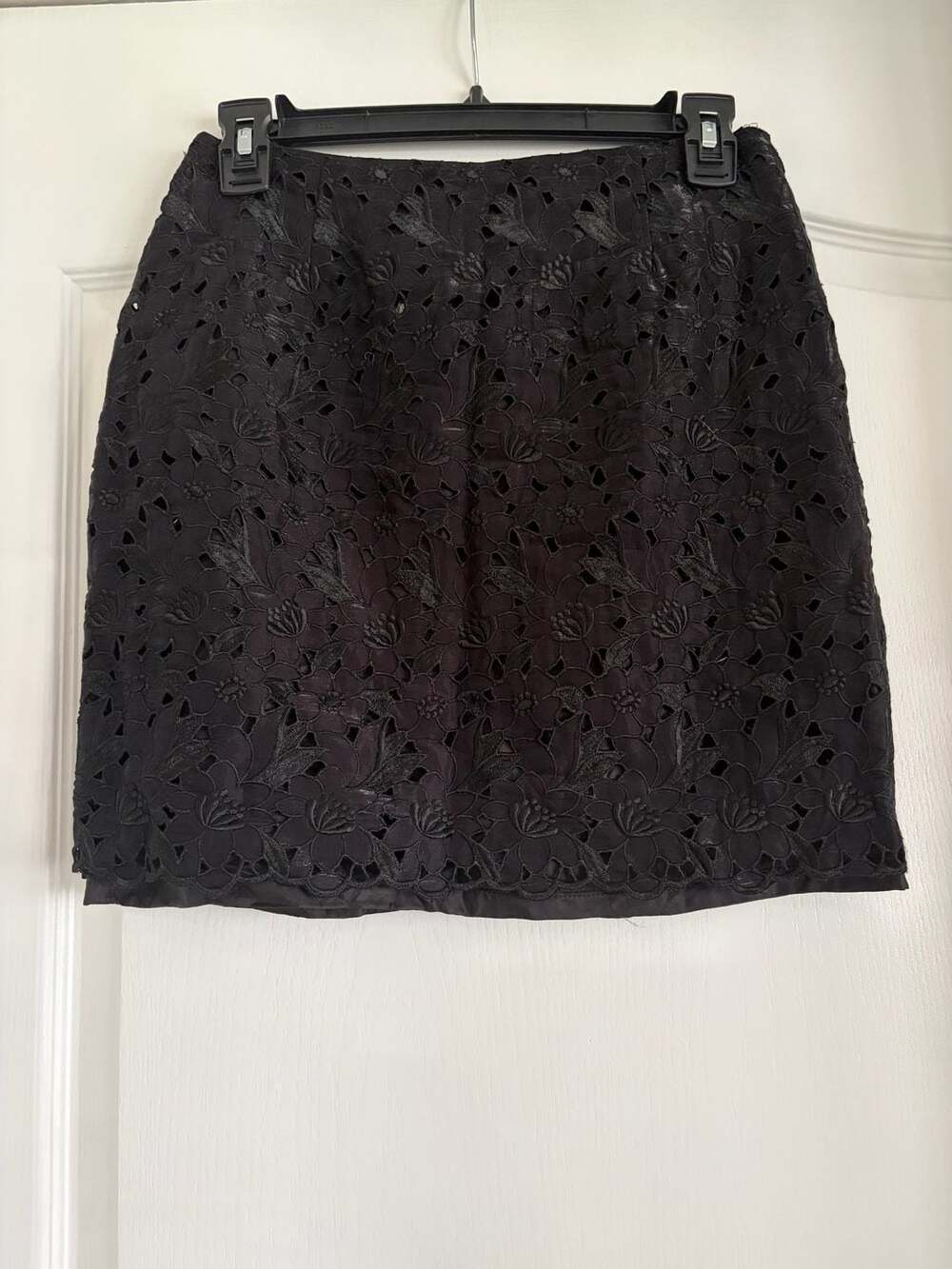 Tina Hagen Black Floral Laser-Cut Eyelet Mini Skirt Size 6
